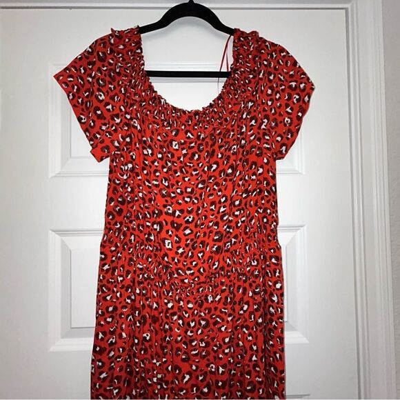 A New Day Animal Print Smocked Short Sleeve Midi Dress - Picture 5 of 11